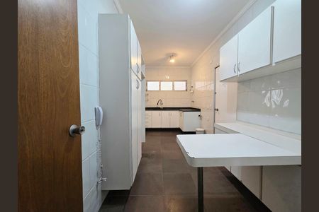 Apartamento para alugar com 139m², 3 quartos e 1 vaga Apartamento para alugar com 139m², 3 quartos e 1 vagaCozinha
