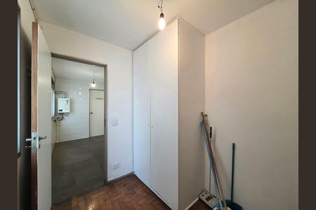 Apartamento para alugar com 139m², 3 quartos e 1 vaga Apartamento para alugar com 139m², 3 quartos e 1 vagaQuarto de Serviço
