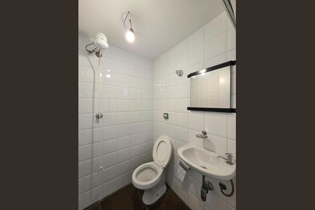 Apartamento para alugar com 139m², 3 quartos e 1 vaga Apartamento para alugar com 139m², 3 quartos e 1 vagaBanheiro de serviço
