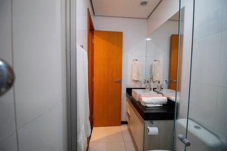 Apartamento para alugar com 120m², 3 quartos e 2 vagas Apartamento para alugar com 120m², 3 quartos e 2 vagasBanheiro da Suíte