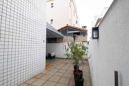 Apartamento para alugar com 120m², 3 quartos e 2 vagas Apartamento para alugar com 120m², 3 quartos e 2 vagasÁrea Privativa
