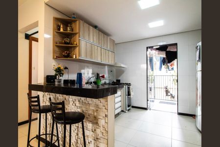 Apartamento para alugar com 120m², 3 quartos e 2 vagas Apartamento para alugar com 120m², 3 quartos e 2 vagasCozinha