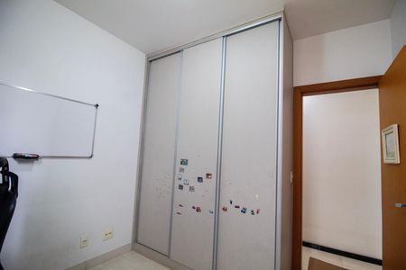 Apartamento para alugar com 120m², 3 quartos e 2 vagas Apartamento para alugar com 120m², 3 quartos e 2 vagasQuarto 02