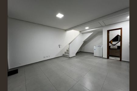 Foto 06 de casa para alugar com 3 quartos, 306m² em São Goncalo, Contagem