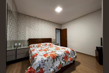 Foto 07 de casa para alugar com 3 quartos, 306m² em São Goncalo, Contagem