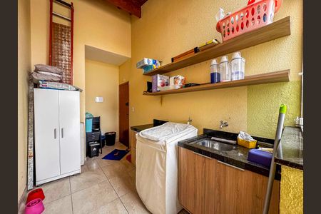 Apartamento à venda com 113m², 2 quartos e 2 vagasÁrea de Serviço