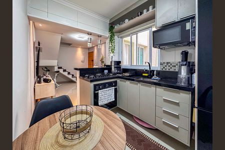 Apartamento à venda com 113m², 2 quartos e 2 vagasCozinha 