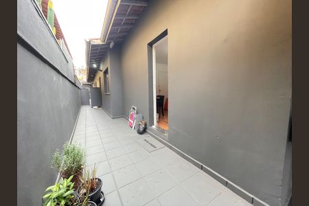 Apartamento para alugar com 28m², 1 quarto e sem vaga Apartamento para alugar com 28m², 1 quarto e sem vagaEntrada