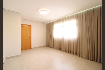 Apartamento para alugar com 122m², 3 quartos e 2 vagasSala