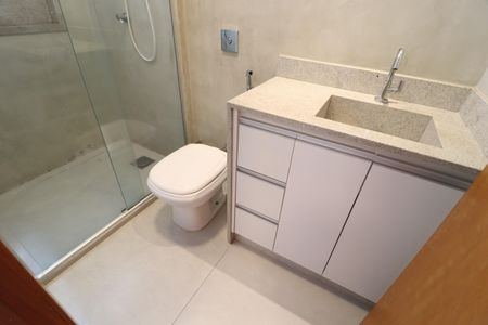 Apartamento para alugar com 122m², 3 quartos e 2 vagasBanheiro do Quarto 3