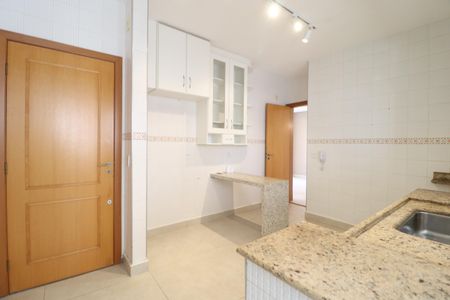 Apartamento para alugar com 122m², 3 quartos e 2 vagasCozinha