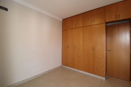 Apartamento para alugar com 122m², 3 quartos e 2 vagasQuarto 2