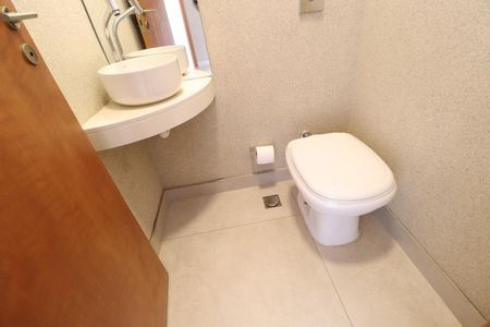 Apartamento para alugar com 122m², 3 quartos e 2 vagasLavabo