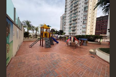 Apartamento para alugar com 128m², 3 quartos e 2 vagas Apartamento para alugar com 128m², 3 quartos e 2 vagasÁrea comum