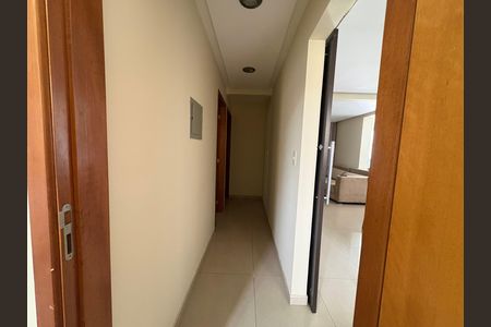 Apartamento para alugar com 128m², 3 quartos e 2 vagas Apartamento para alugar com 128m², 3 quartos e 2 vagasCorredor