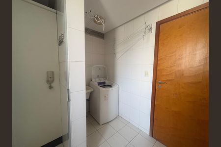 Apartamento para alugar com 128m², 3 quartos e 2 vagas Apartamento para alugar com 128m², 3 quartos e 2 vagasLavanderia