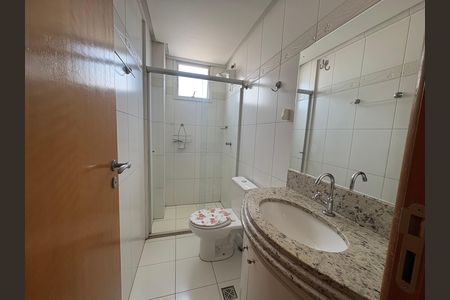 Apartamento para alugar com 128m², 3 quartos e 2 vagas Apartamento para alugar com 128m², 3 quartos e 2 vagasBanheiro da Suíte 2