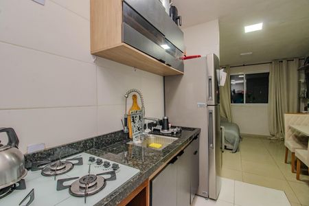 Apartamento à venda com 48m², 2 quartos e 1 vaga Apartamento à venda com 48m², 2 quartos e 1 vagaCozinha e Área de Serviço