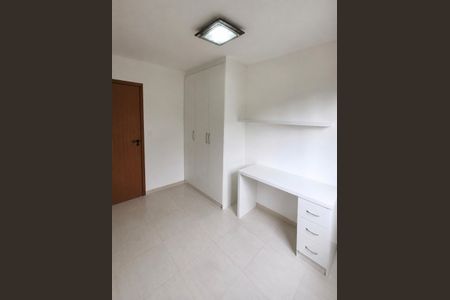 Apartamento para alugar com 2 quartos, 60m² em Samambaia, Petrópolis