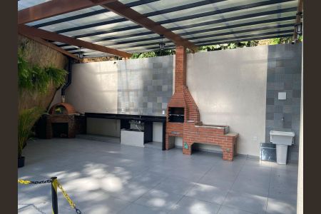 Apartamento para alugar com 60m², 2 quartos e 1 vaga
