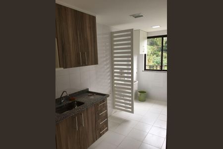 Apartamento para alugar com 2 quartos, 60m² em Samambaia, Petrópolis