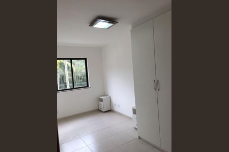 Apartamento para alugar com 2 quartos, 60m² em Samambaia, Petrópolis