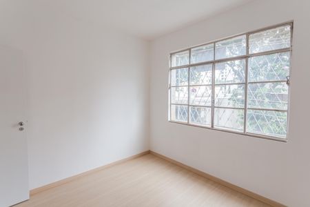Apartamento à venda com 90m², 3 quartos e 1 vaga Apartamento à venda com 90m², 3 quartos e 1 vagaSuíte