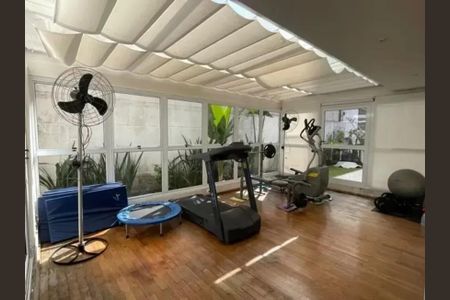 Apartamento para alugar com 130m², 2 quartos e 2 vagas Apartamento para alugar com 130m², 2 quartos e 2 vagasÁrea comum - Academia