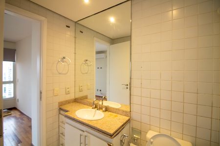 Apartamento para alugar com 130m², 2 quartos e 2 vagas Apartamento para alugar com 130m², 2 quartos e 2 vagasBanheiro da Suíte 2