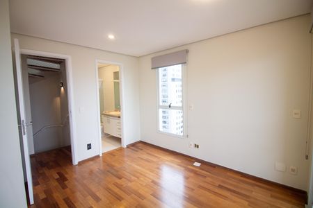 Apartamento para alugar com 130m², 2 quartos e 2 vagas Apartamento para alugar com 130m², 2 quartos e 2 vagasSuíte 1