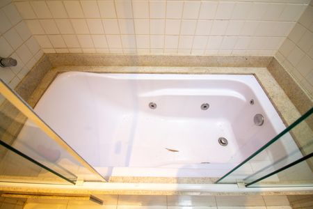 Apartamento para alugar com 130m², 2 quartos e 2 vagas Apartamento para alugar com 130m², 2 quartos e 2 vagasBanheiro da Suíte 2
