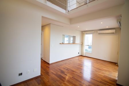 Apartamento para alugar com 130m², 2 quartos e 2 vagas Apartamento para alugar com 130m², 2 quartos e 2 vagasSala / Sala de Jantar