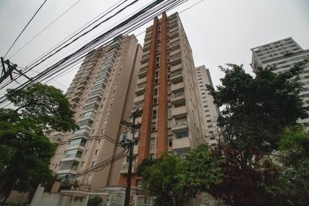 Apartamento para alugar com 130m², 2 quartos e 2 vagas Apartamento para alugar com 130m², 2 quartos e 2 vagasFachada do Prédio