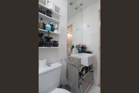 Apartamento para alugar com 55m², 2 quartos e sem vagaBanheiro da Suite
