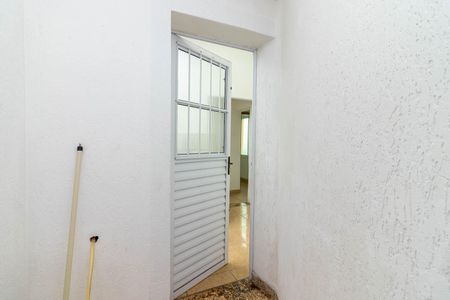Apartamento para alugar com 42m², 1 quarto e sem vaga Apartamento para alugar com 42m², 1 quarto e sem vagaCorredor de Entrada