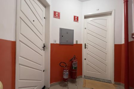 Apartamento à venda com 66m², 2 quartos e 1 vaga Apartamento à venda com 66m², 2 quartos e 1 vagaHall de entrada