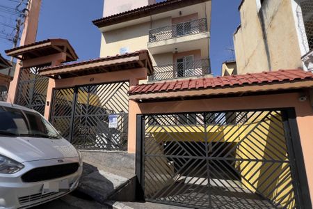 Apartamento à venda com 66m², 2 quartos e 1 vaga Apartamento à venda com 66m², 2 quartos e 1 vagaFachada com placa