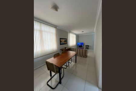 Apartamento à venda com 118m², 3 quartos e 1 vaga Apartamento à venda com 118m², 3 quartos e 1 vagaSala de Jantar