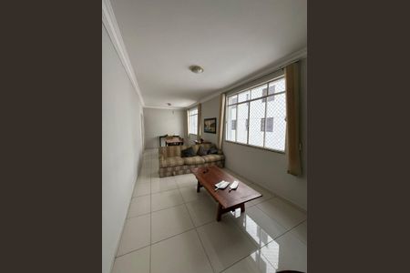 Apartamento à venda com 118m², 3 quartos e 1 vaga Apartamento à venda com 118m², 3 quartos e 1 vagaSala