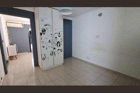 Casa para alugar com 247m², 3 quartos e 2 vagas Casa para alugar com 247m², 3 quartos e 2 vagasQuarto