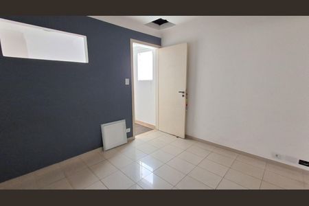 Casa para alugar com 247m², 3 quartos e 2 vagas Casa para alugar com 247m², 3 quartos e 2 vagasQuarto