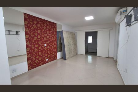 Casa para alugar com 247m², 3 quartos e 2 vagas Casa para alugar com 247m², 3 quartos e 2 vagasSuíte 1