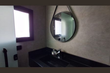 Casa para alugar com 247m², 3 quartos e 2 vagas Casa para alugar com 247m², 3 quartos e 2 vagasBanheiro Suíte 2