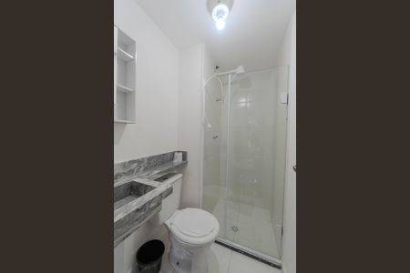 Studio para alugar com 27m², 1 quarto e sem vaga Studio para alugar com 27m², 1 quarto e sem vagaBanheiro
