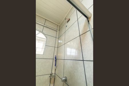 Casa para alugar com 390m², 3 quartos e 3 vagas Casa para alugar com 390m², 3 quartos e 3 vagasBanheiro da Suite 2