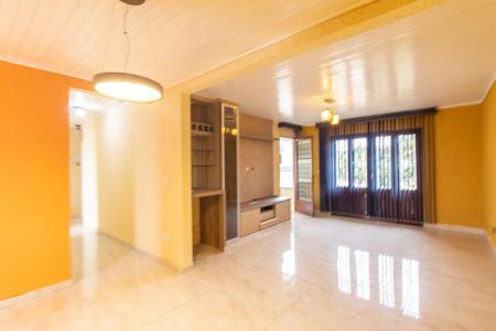 Casa para alugar com 390m², 3 quartos e 3 vagas Casa para alugar com 390m², 3 quartos e 3 vagasSala