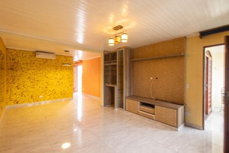 Casa para alugar com 390m², 3 quartos e 3 vagas