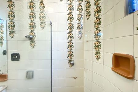 Apartamento à venda com 50m², 2 quartos e 1 vaga Apartamento à venda com 50m², 2 quartos e 1 vagaBanheiro
