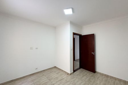 Casa para alugar com 307m², 5 quartos e 6 vagas Casa para alugar com 307m², 5 quartos e 6 vagasQuarto 1
