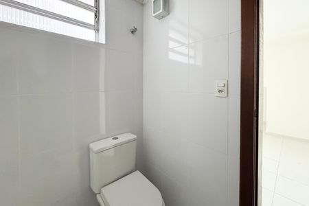 Casa para alugar com 307m², 5 quartos e 6 vagas Casa para alugar com 307m², 5 quartos e 6 vagasLavabo